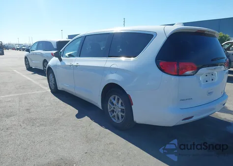 2018 Chrysler Pacifica Lx z USA, uszkodzony, nr VIN 2C4RC1CG0JR158598